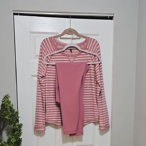 Women's Athletic Top & Bottom